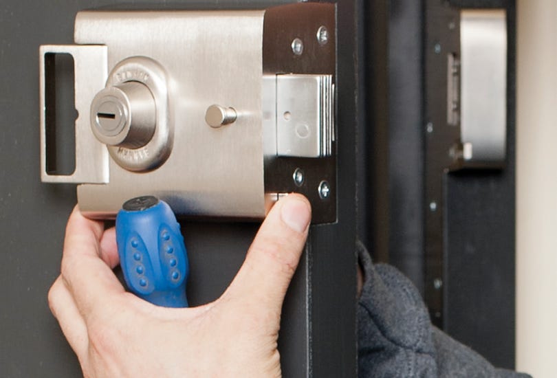 Searching for professional locksmith